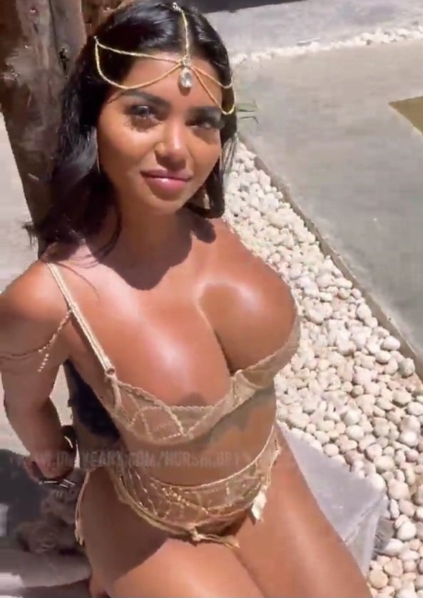 Indian Slut - Sexy Indian slut - Porn Videos & Photos - EroMe