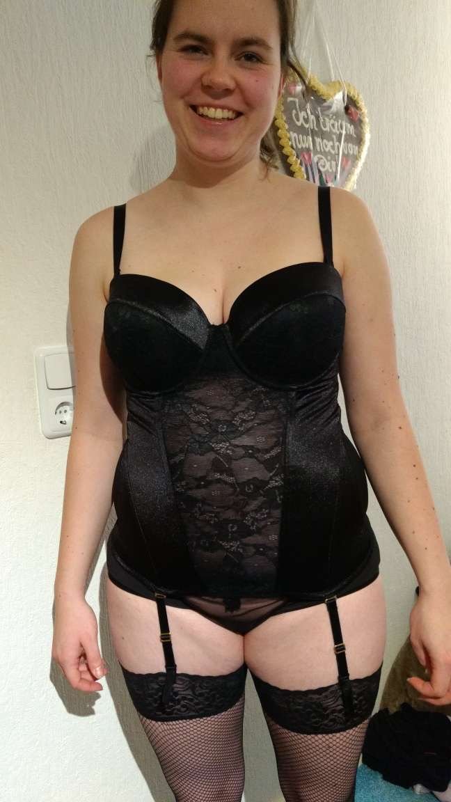 31 from Germany. Want to be exposed #c0MVJjL1