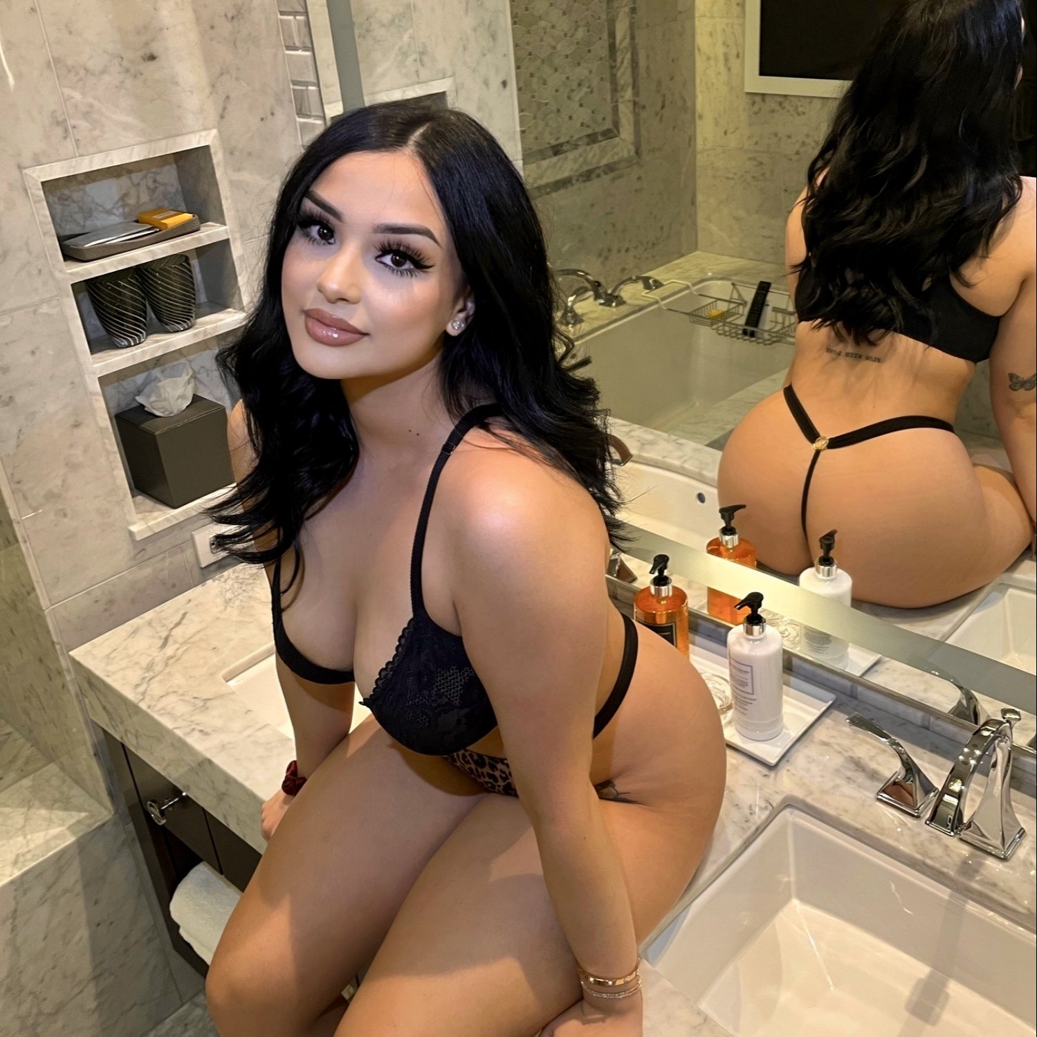 Beautiful Natural Titty and Ass Latina Baddie Sextape #DQv2hmIN