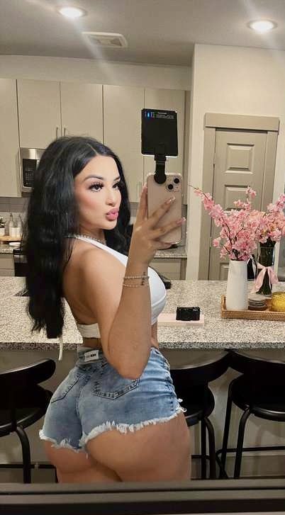 Beautiful Natural Titty and Ass Latina Baddie Sextape #ejRenOka