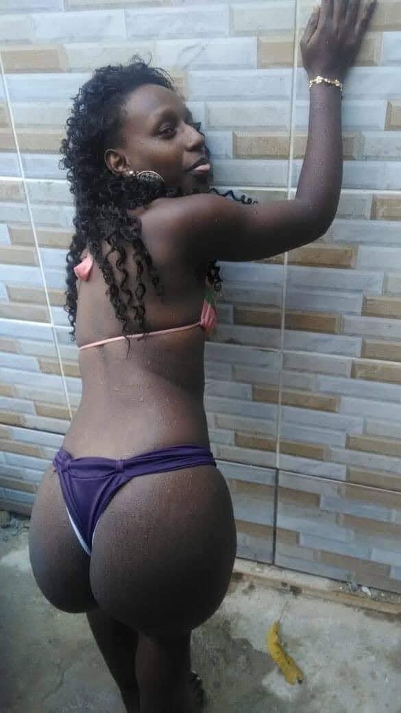 Crente morena de biquíne calcinha #zCzwAFDx