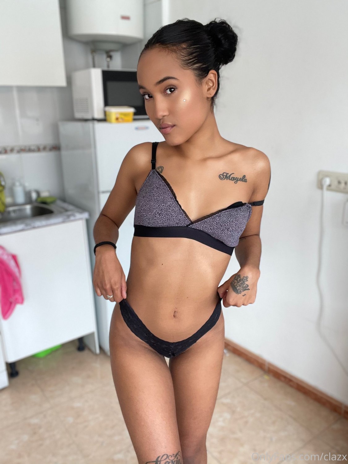 sexy young slut with a pretty pussy #aqA5MM8r