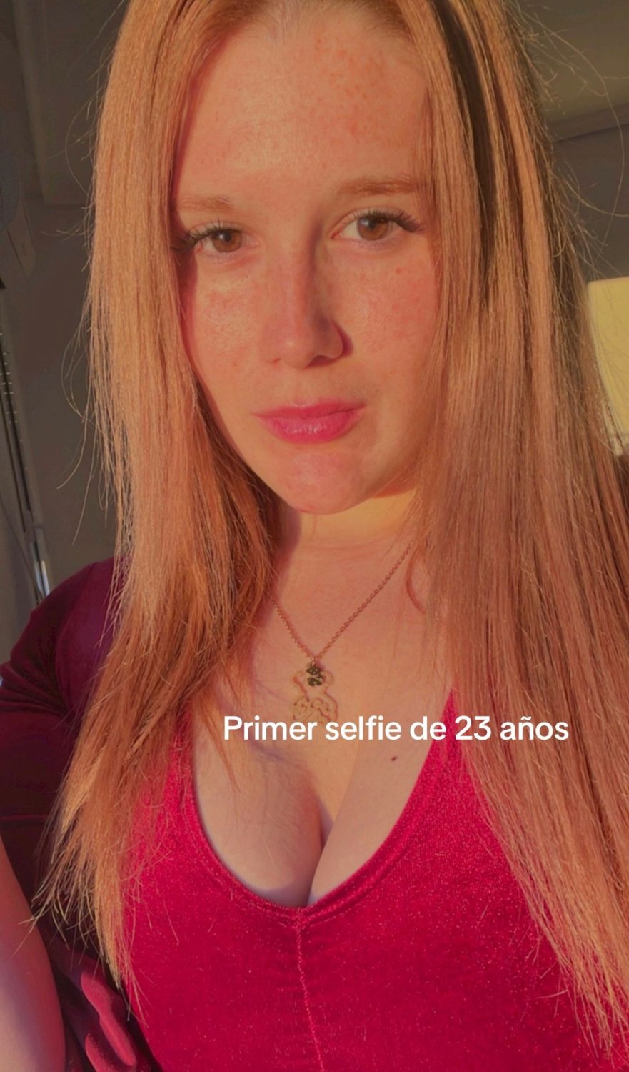 Beautiful ginger slut Antonella shows off her big ass #oKzGPdox